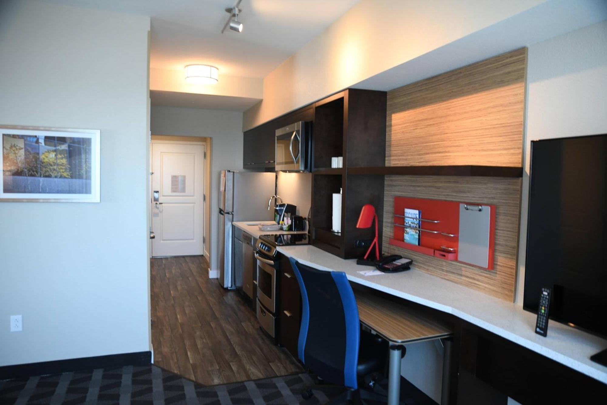 Towneplace Suites Kansas City At Briarcliff Exterior photo
