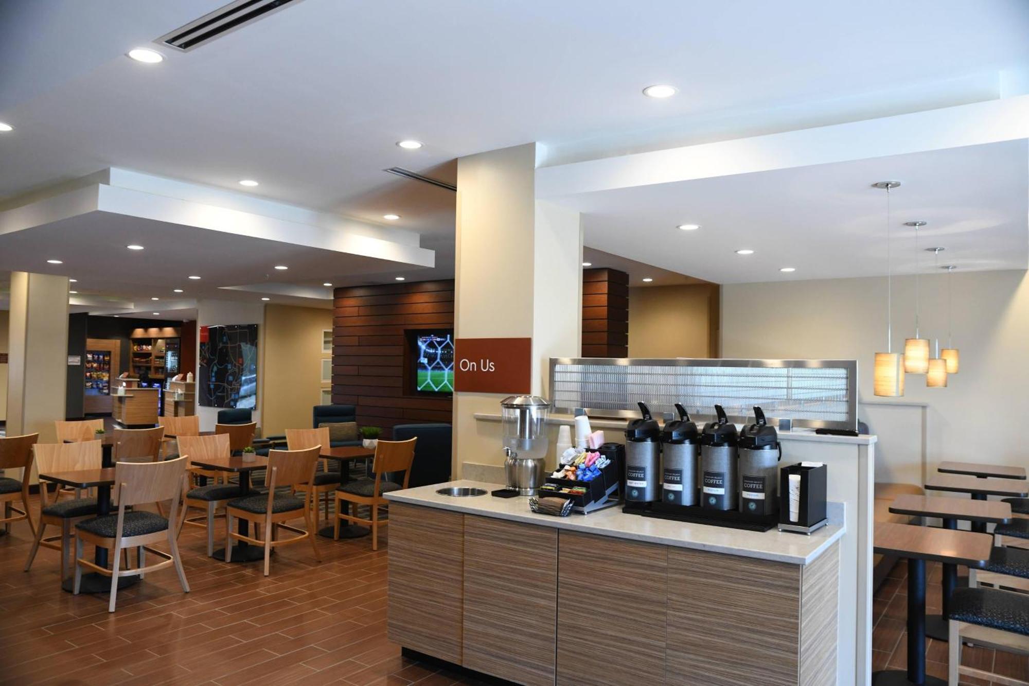 Towneplace Suites Kansas City At Briarcliff Exterior photo
